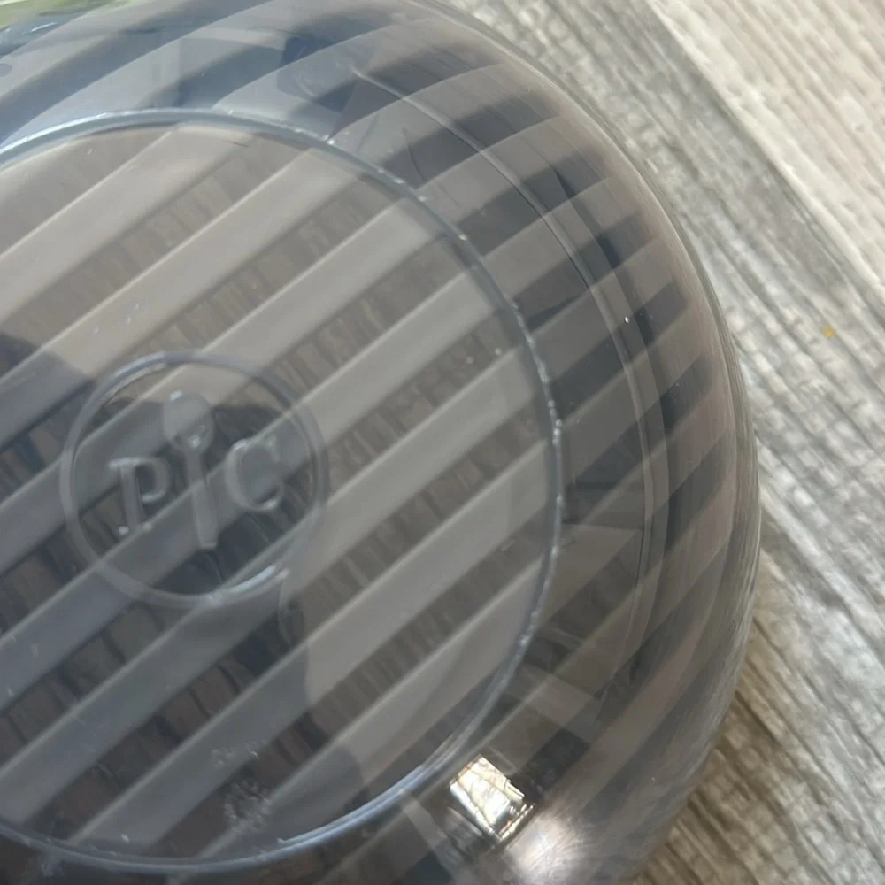 Pampered Chef salad cutting‎ bowl